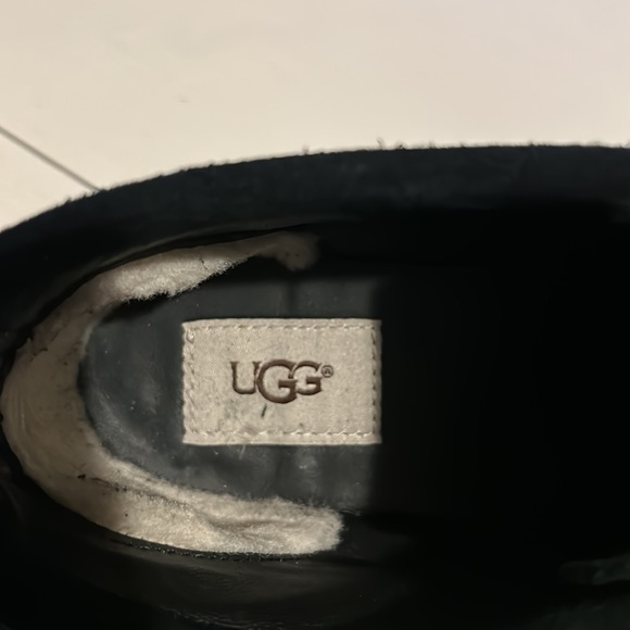UGG BOOTS - Picture 4 of 6